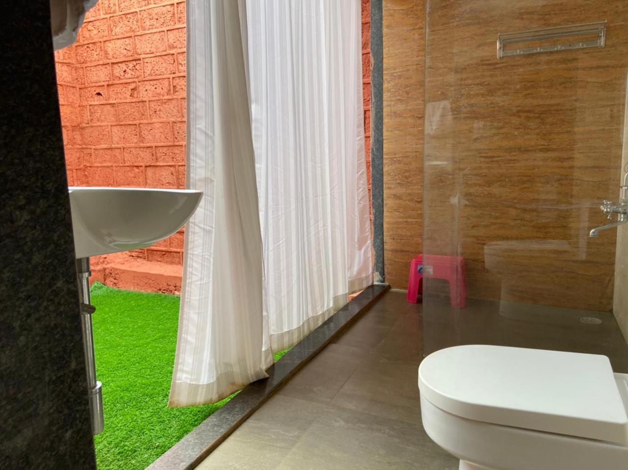 Hotel River Orchid Resort Satara Eksteriør billede